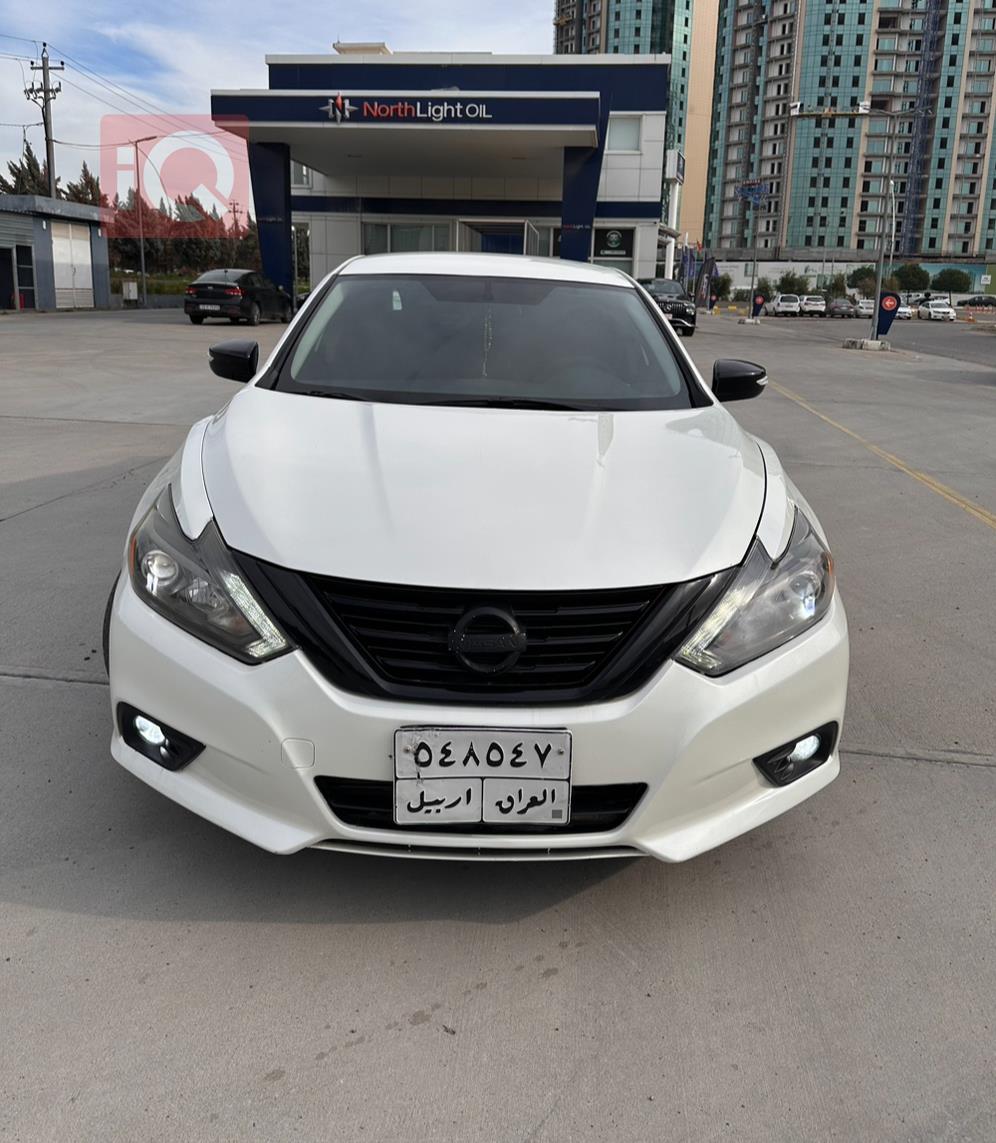 نيسان ألتيما